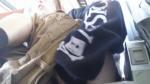 Teen Fisting mitten im Zug