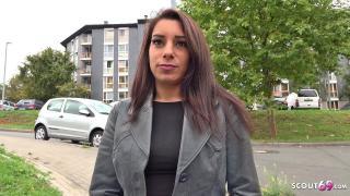 GERMAN SCOUT Bonnie aus Bochum auf der Strasse angesprochen und gefickt kostenloser Porno
