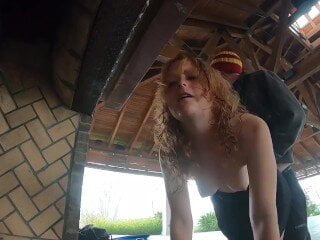 Freckled Redhead – Amateur Blowjob mit Sperma schlucken
