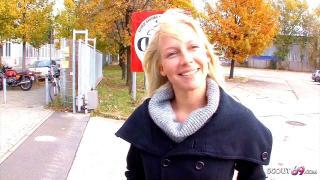 Schlanke Deutsche aus Bochum dreht ihren ersten Pornofilm Porno kostenlos XNXX Deutsch